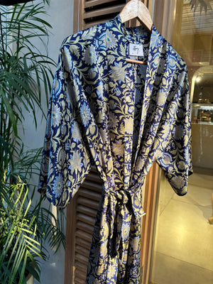 Dream About Me Short Silk Robe: Kumudini